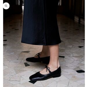 Yuni Buffa Lola Mary Jane (Black) 39.5 NIB